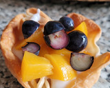 Foto del paso 10 de la receta: Tartaletas con yogur, melocotón y arándanos