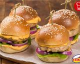 Foto del paso 4 de la receta: Mini hamburguesas de pollo🍔😋