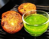 A picture of step 4 of Crispy Aloo Tikki.