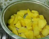Foto langkah ke 1 dari resep Klenyem ubi.