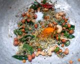 A picture of step 4 of Mamidikaya pulihora or mavinakayi chitrana / Mango rice.