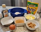 Foto del paso 1 de la receta: Galletas de M&M's de cacahuete y chocolate
