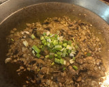 Foto del paso 3 de la receta: Paella de secreto ibérico y foie