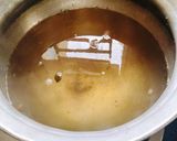 A picture of step 3 of Instant jalebi 😋😋😋.