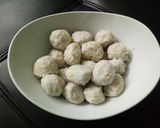 Foto langkah ke 2 dari resep Bakso Ayam & Wortel - Disukai Anak-anak.