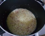 A picture of step 1 of Risotto al funghi.