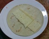 Foto del paso 2 de la receta: Rollos de pollo empanado con salsa de mostaza y miel