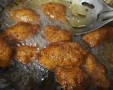 A picture of step 3 of Moong Dal Pakode.