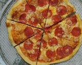 Foto del paso 15 de la receta: Pizza de pepperoni 🍕