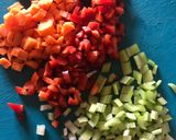 Foto del paso 2 de la receta Guiso de pollo con puerro y guisantes