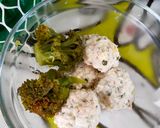 Foto langkah ke 1 dari resep Bola-bola udang tahu keju mpasi 8mths+.