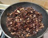 Foto del passaggio 3 della ricetta Radicchio stufato agro dolce