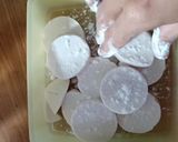 Foto langkah ke 2 dari resep Tumis Tofu Jamur Enoki.