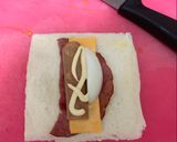 Foto langkah ke 1 dari resep Roti goreng smoked beef, sausage & mayo.