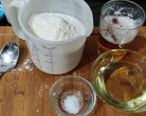 Foto del paso 1 de la receta: Masa de cerveza para cocas valencianas