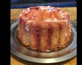 Une image de l'étape 5 de Charlotte « rose » aux fraises.