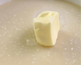A picture of step 3 of Raspberry Mochi.