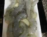 Hình bước làm 1 của món Mì xào tôm nấm