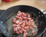 Foto del paso 1 de la receta: Macarrones con bacon y espárragos verdes