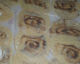 A picture of step 8 of Cinnamon Roll Apple Pie.
