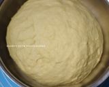 Foto langkah ke 2 dari resep Korean Garlic Cheese Bread.