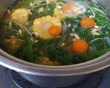 Foto langkah ke 4 dari resep Sayur bening kencuran.
