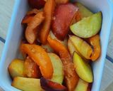 A picture of step 2 of Summer fruits way "crème brûlée".