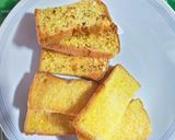 รูปขั้นตอนการทำที่ 6 ของ ขนมปังเนย/กระเทียมอบกรอบ 🍞🧈🧄 (จากหม้ออบลมร้อน)
