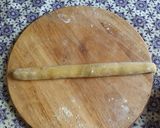 A picture of step 3 of Gluten Free Besan Paappri.