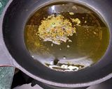 A picture of step 1 of Okra Masala Subzi.