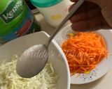 A picture of step 8 of Minced meat fried rice & easy coleslaw.