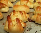 Foto langkah ke 8 dari resep Overnight Soft Bun.