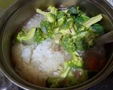 Foto langkah ke 4 dari resep Sop Ayam Jamur Salju.