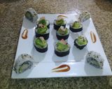 Foto del paso 4 de la receta: Sushi casero con kanikama y vegetales!