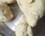 फ्लावर मठरी (flower mathri recipe in Hindi) रेसिपी चरण 1 फोटो