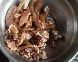A picture of step 2 of Walnut white pulao.