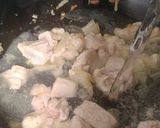 Foto langkah ke 2 dari resep Kari Ayam Wortel.