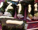 Foto langkah ke 3 dari resep Simple Sushi.