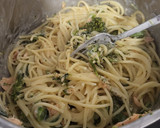 Foto del paso 4 de la receta: Pasta con salsa cremosa de salmón y bimi