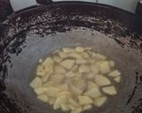 Foto langkah ke 1 dari resep Kentang Masak Kecap.