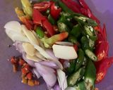Foto langkah ke 2 dari resep Tumis kerang saus tiram.