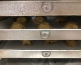 Foto langkah ke 5 dari resep Banana Soft Cookies.