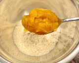 Foto del paso 7 de la receta: Pastel de almendras (Almond and peach cake in syrup)