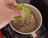Foto langkah ke 2 dari resep Kerang Saus Padang (dengan Daun Kelor).