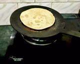 तवा रोटी (Tawa Roti recipe in hindi) रेसिपी चरण 3 फोटो