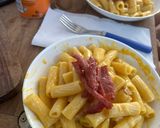 Foto del passaggio 4 della ricetta “Carbonara” di salame in pentola “atomica” in barca