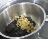 Foto del paso 14 de la receta: Bizcocho rápido de chocolate y jengibre para levantar los ánimos