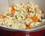 Karfiolleves paprikásan, csirkehúsival recept fázis 3 fotója