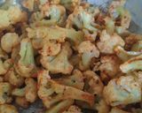 A picture of step 2 of Crispy Cauliflower Manchurian.