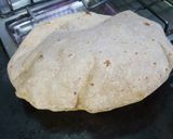 A picture of step 6 of ROTI/CHAPATI 😋.